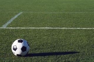 soccer-ball-on-grass_266561.jpg